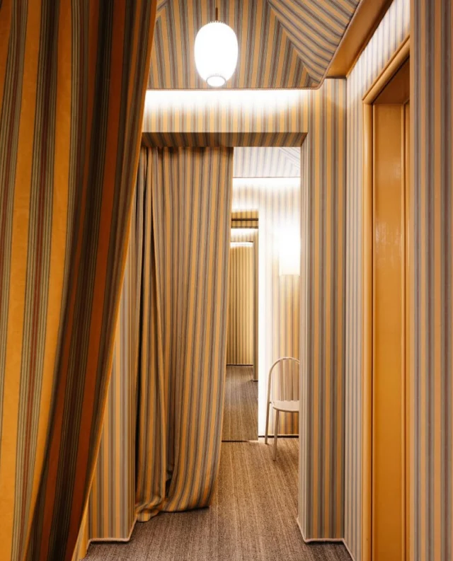 CINNY loves… Tented ceilings!

For those who can’t get enough of coordinating fabric and wallpaper, a tented ceiling is the dreamiest way to design a space, a balance between striking and cosy. Inspiration from some very talented designers…

1. @zimmermann Boutique - Photographed by Lewis Ronald
2. @nicolocastellinibaldissera - Photographed by @guidotaroniphotographer
3. @rachelchudley - Photographed by @simonuptonphotos
4. @betseymosbyinteriors 
5. @martinbrulestudio - Photographed by @a_gaut
6. @veere_grenney - Photographed by @mark_anthony_fox
